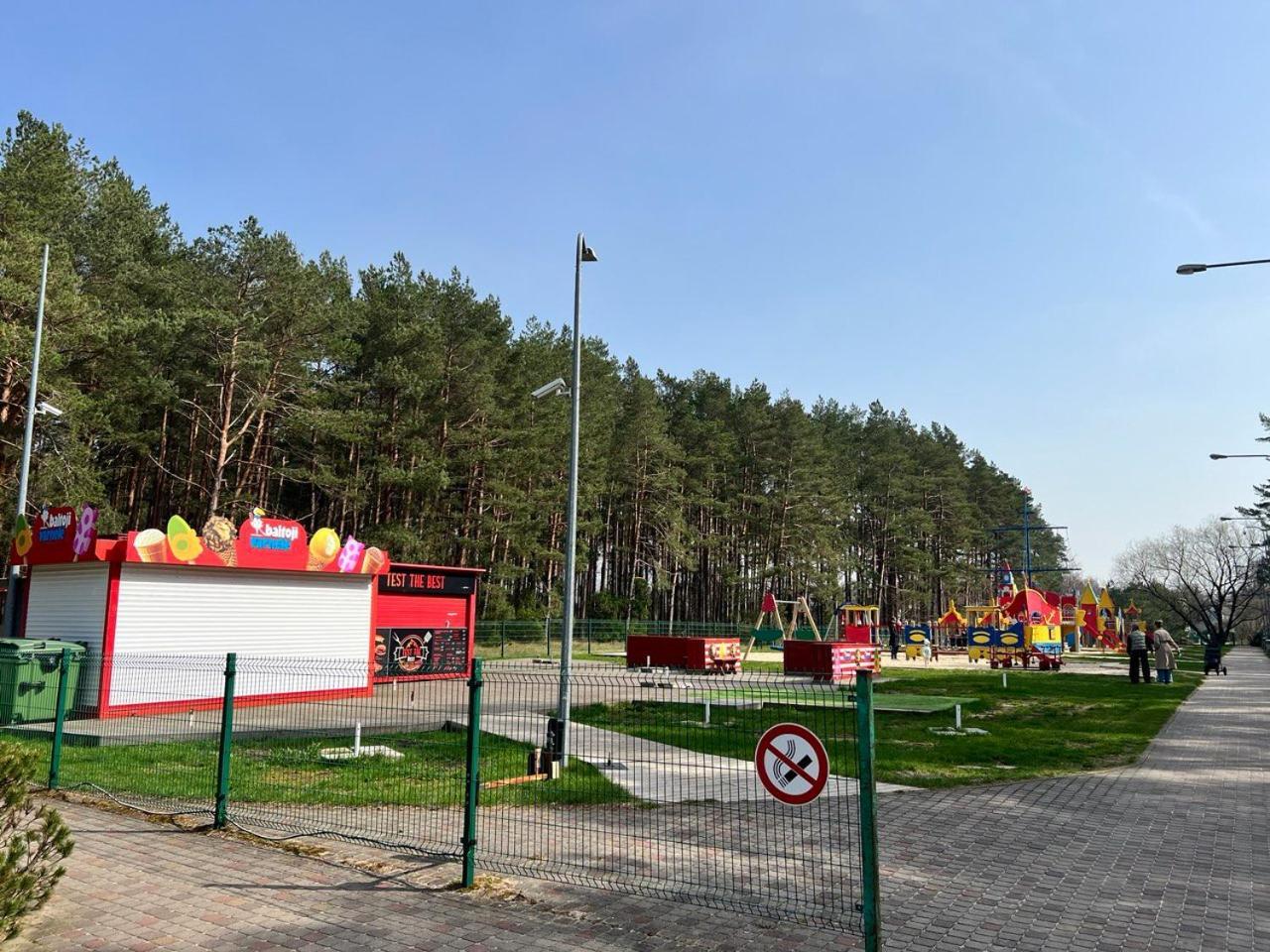 4Rest Aparthotel Паланга Екстериор снимка